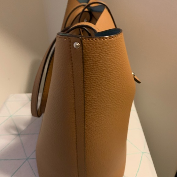 SOLD ON MERCARI - Picture 2 of 4